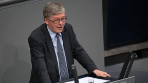 Wehrbeauftragter sieht Bundeswehreinsatz im Irak skeptisch