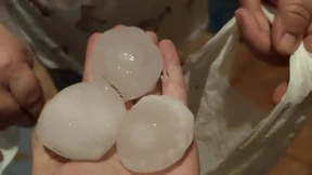 Faustgroße Hagelkörner töten Kleinkind