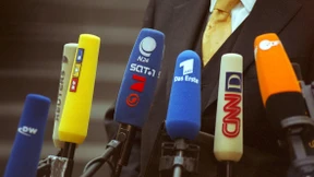 Wir sollten eine Taskforce bilden