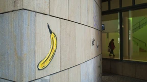 Twitter verbietet Graffiti-Künstler Kampagne mit Trump-Bild