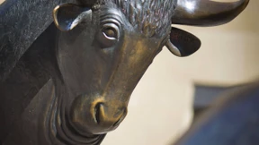 Dax über 9900 Punkte - Rekordhoch rückt näher