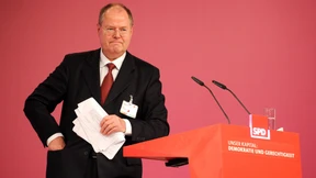 Steinbrück will seine Nebeneinkünfte offenlegen