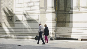 Junge Mahner mit Stehvermögen gesucht