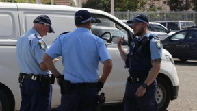 Polizei wertet Messerangriff in Kirche als Terrorakt