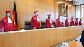 Wer steckt hinter dem Sondervotum?