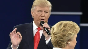 Clinton soll „im Gefängnis sitzen"