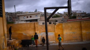 Von Feinden umzingelt 