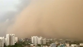 48 Grad und Orkanböen mit 170 km/h