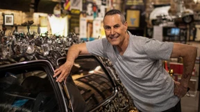 Uri Geller findet geliehenes Buch nach 47 Jahren wieder