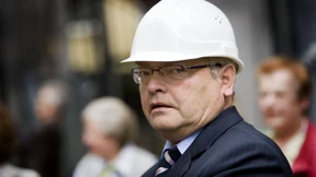 Auf dem Boden der Tatsachen, nicht im Himmel der Ideen