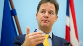 Clegg distanziert sich von Cameron 