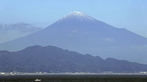 Auf dem Fuji liegt nun Schnee
