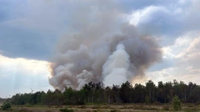 Großschadenslage für Feuer bei Jüterbog ausgerufen