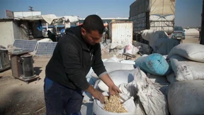 Pistazienschalen spenden Wärme in Idlib