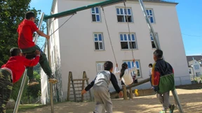 Bätmän heißt auf Deutsch Batman