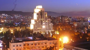 Amerika und Verbündete fliegen Luftangriffe