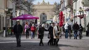 Rückläufige Trends bei Corona-Indikatoren in Deutschland