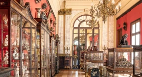 Aus der Zeit gefallene Kunstkammer in Paris