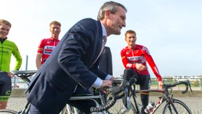 Düsseldorf steigt mit rechts aufs Rad