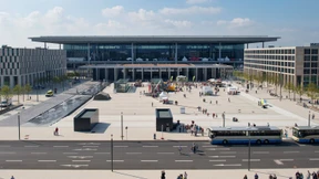 Flughafen BER soll eine Milliarde mehr kosten