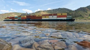 Rheinschiffe können zu wenig laden