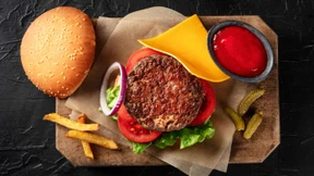 Polizeieinsatz wegen Salatblatt auf Burger