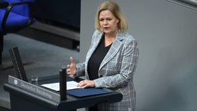 Faeser kündigt Grenzkontrollen zur Fußball-EM an