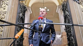 Woran erinnert sich der Kanzler?