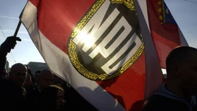 Regierung stellt keinen Antrag auf NPD-Verbot