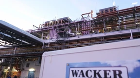 Wacker Chemie weist Rekordverlust aus