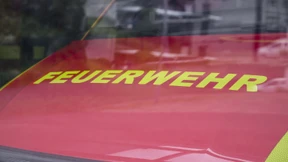 Mann bei Explosion von Schwarzpulver schwer verletzt