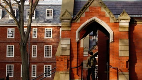 Harvard zahlt seinen Anlage-Profis am meisten