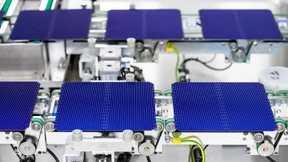 Solarausrüster Meyer Burger droht mit Schließung des Standorts Freiberg