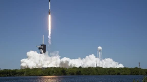 Weltraumtouristen erreichen die Internationale Raumstation ISS