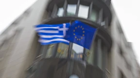 Euro-Finanzminister ringen um Griechenland-Hilfe