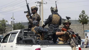 Taliban erlauben mehr als 200 Menschen die Ausreise