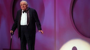 Peter Ustinovs Privatsammlung erzielt Millionenbetrag