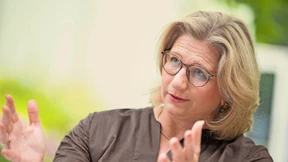 Warum bauen Sie den Saarländischen Rundfunk um, Frau Rehlinger?