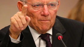 Schäuble beharrt auf Kürzung bei Flüchtlings-Leistungen