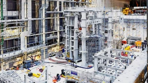 Der Bau einer neuen Sonne