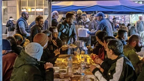 „Mein Bruder, setz dich zu uns“