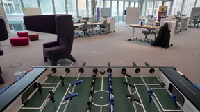 Zwischen Kicker und Schreibtisch