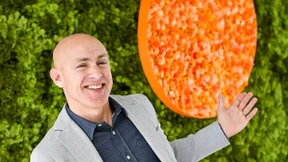 Der Mönch meditiert zum Millionär