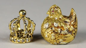 Die Krone in der Henne im Ei