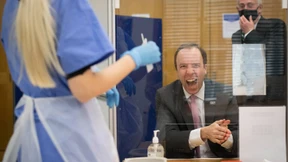 Die Briten impfen wie im Film