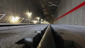 Sicher durch die neue Röhre