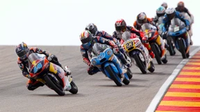 Lorenzo rückt an Rossi heran