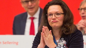 Generalsekretärin auf Abruf