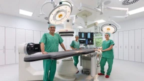 Komplexe Eingriffe an sensiblen Blutbahnen