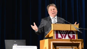 Bayerische Minister zahlen Geld zurück